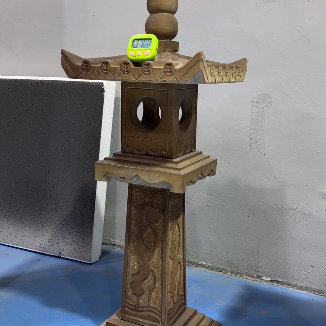 黑青石材质石灯一件