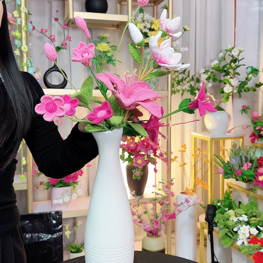 手工钩织设计花束