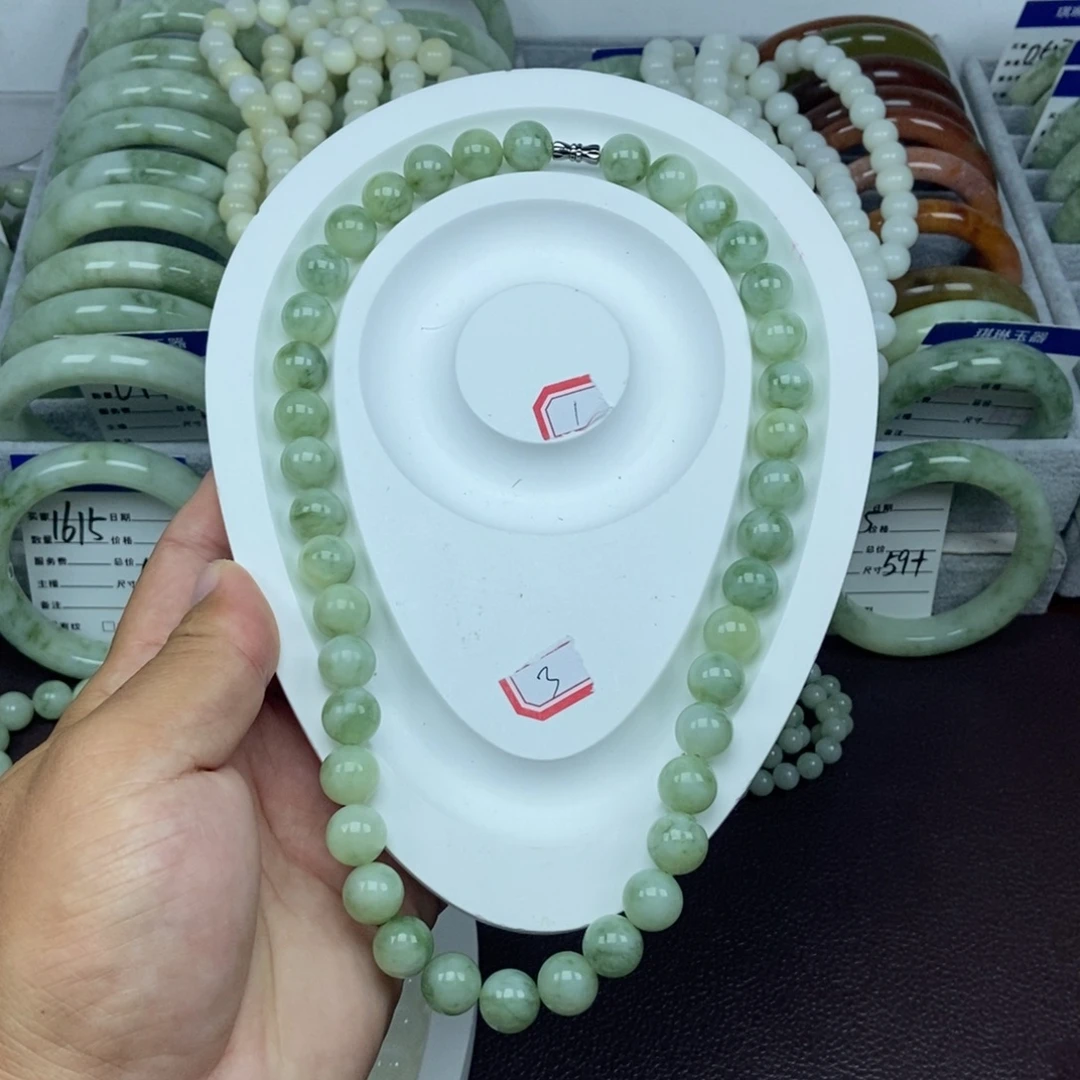 蛇纹石玉未镶嵌手链