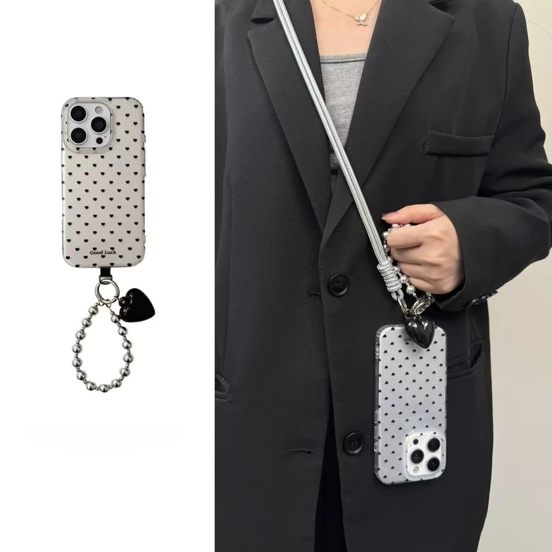 ins小众银色爱心挂件适用于iphone16pro手机壳苹果15简约斜跨14