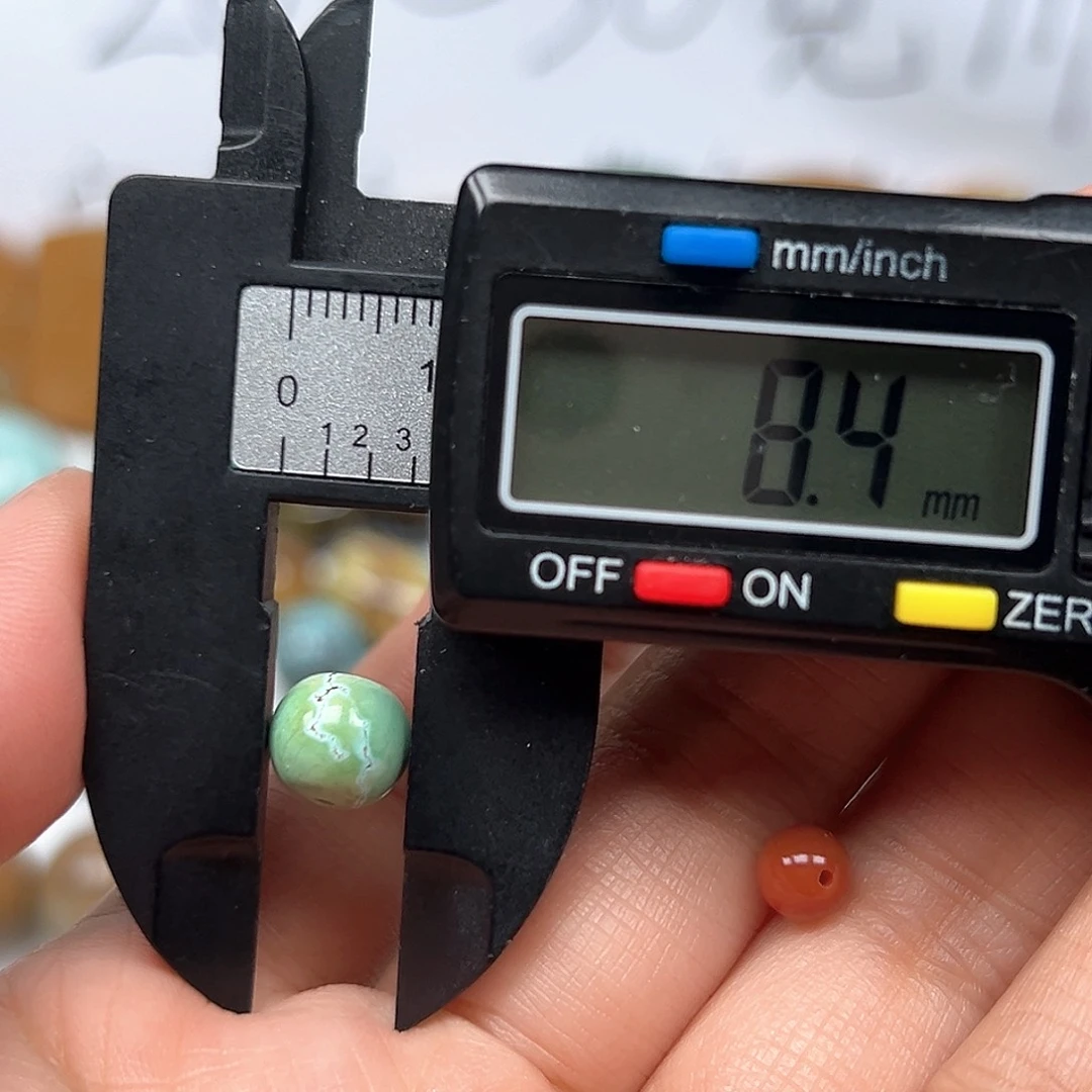 南红玛瑙未镶嵌珠宝奇石