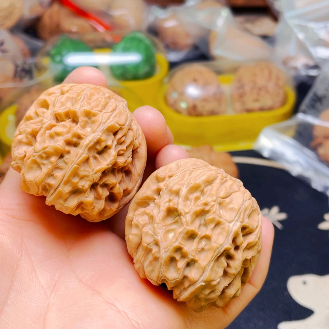 吊坠文玩核桃闷墩子