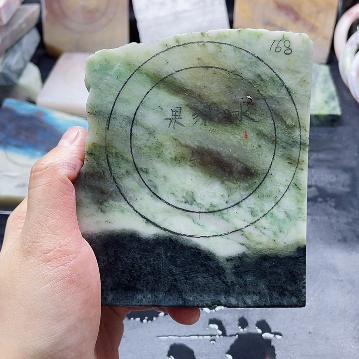 石英质玉未镶嵌手镯定制