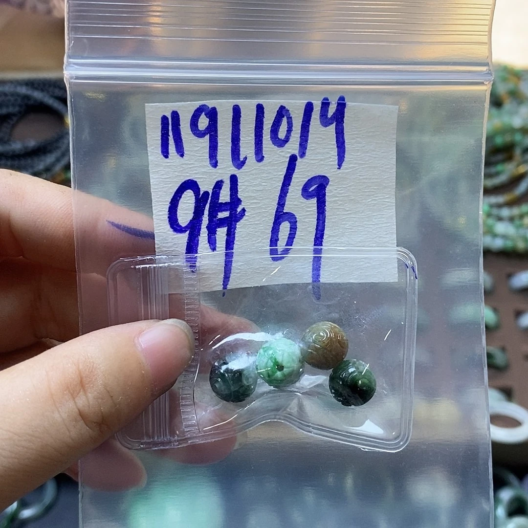 未镶嵌定制翡翠翡翠