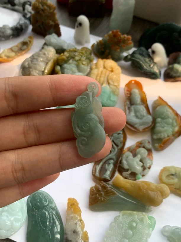 天然缅甸翡翠如意