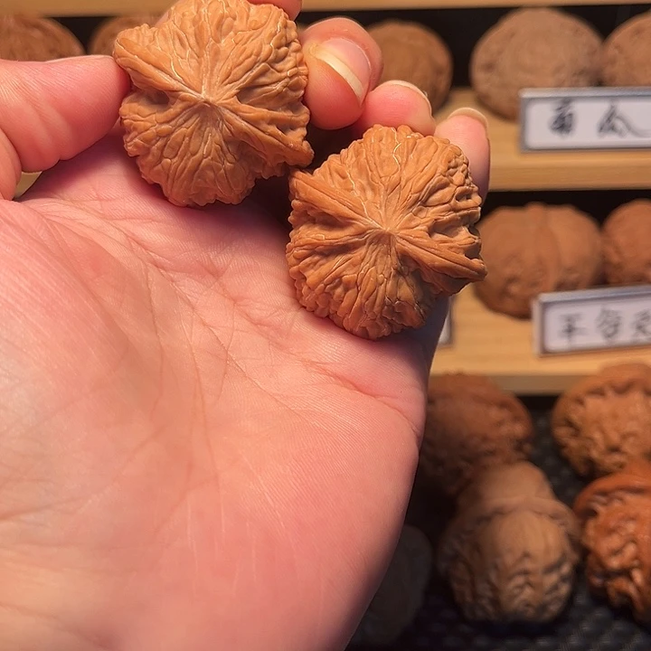 向****核桃39磨盘。
