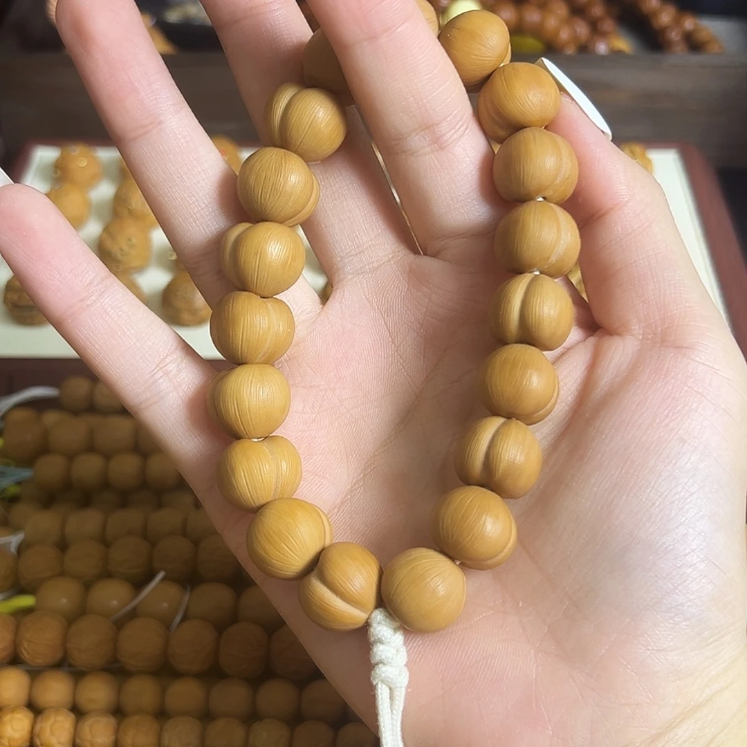 猴头核桃吊坠全品拉丝屁桃