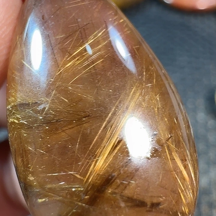 阿***哥未镶嵌颈饰紫晶好