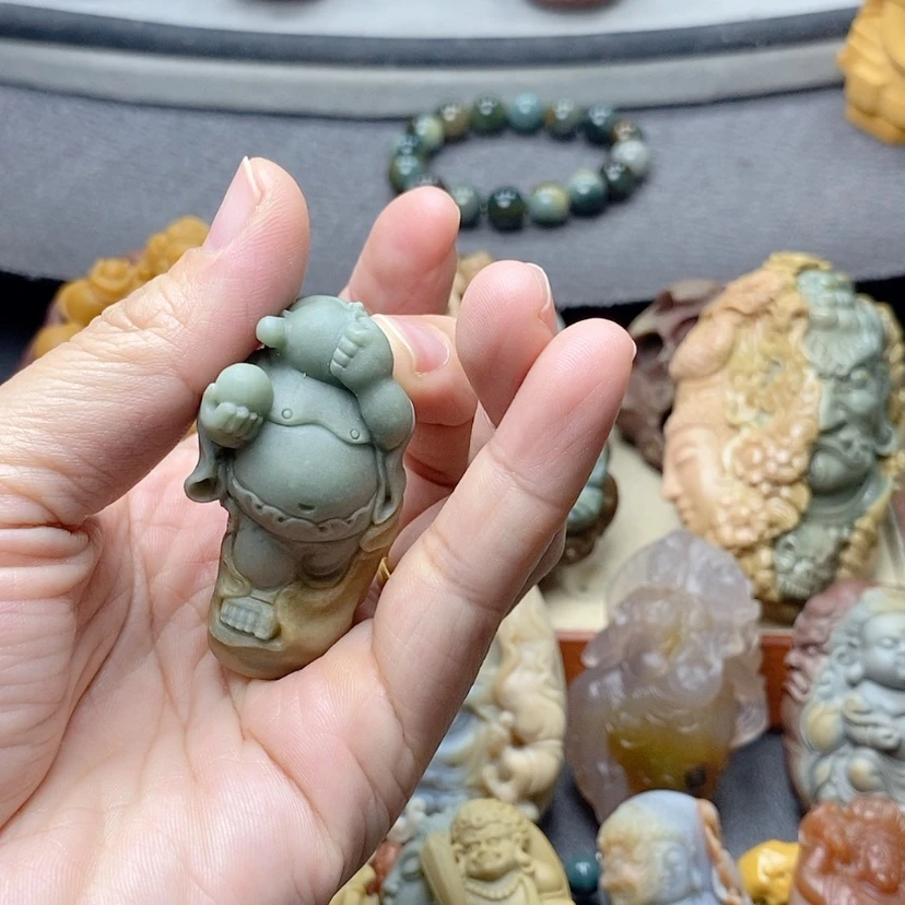 【闪购商品】定制石英质玉吊坠未镶嵌