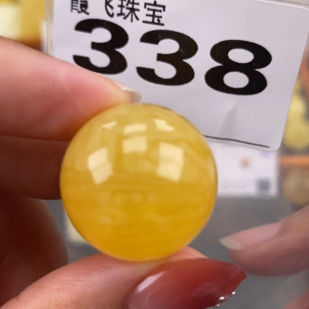 琥珀未镶嵌珠宝奇石22