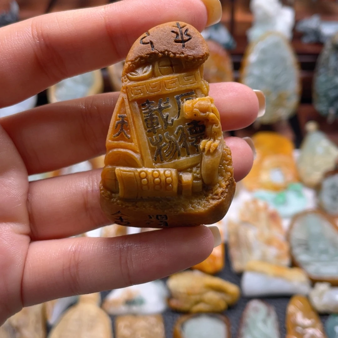 未镶嵌定制翡翠翡翠
