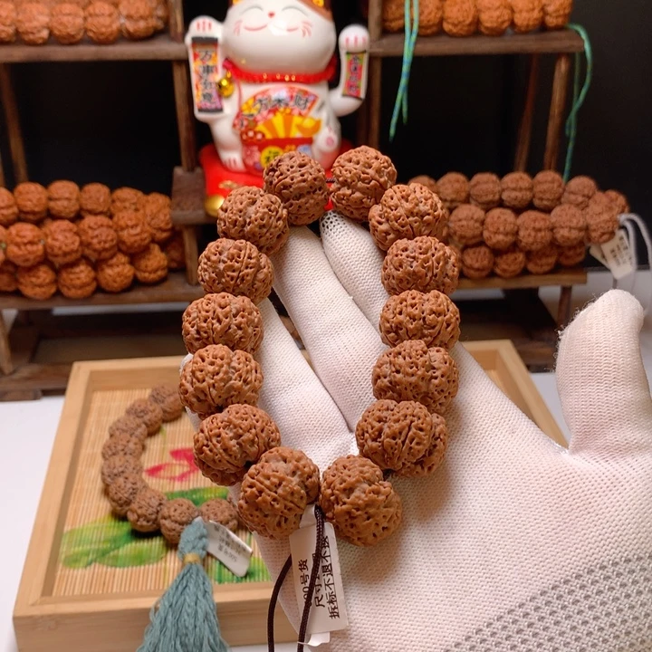 糊***神金刚菩提吊坠梅花