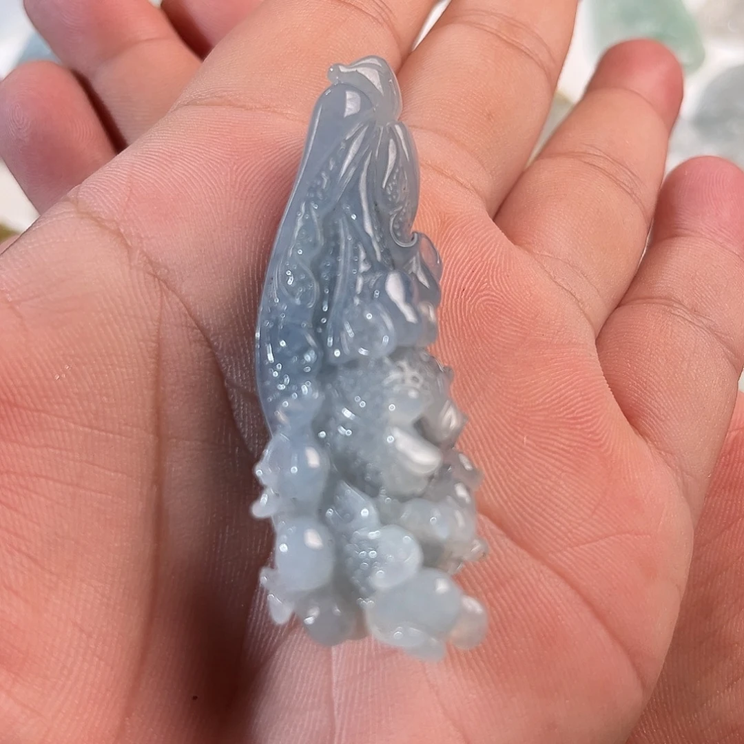 颈饰未镶嵌翡翠白菜