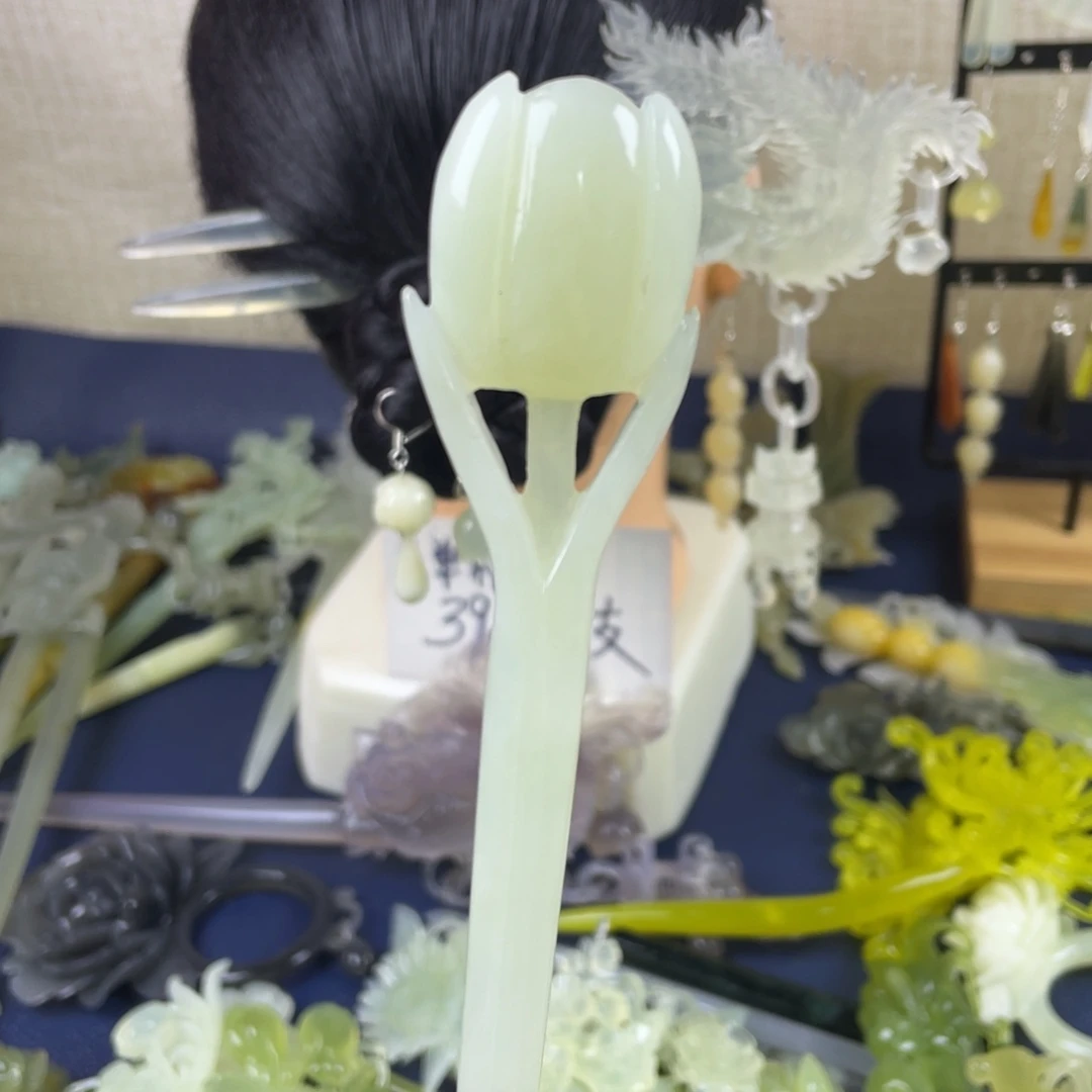 蛇纹石玉未镶嵌发饰