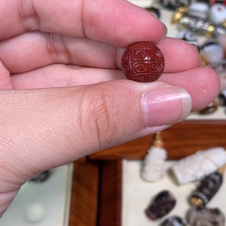 南红玛瑙未镶嵌颈饰69