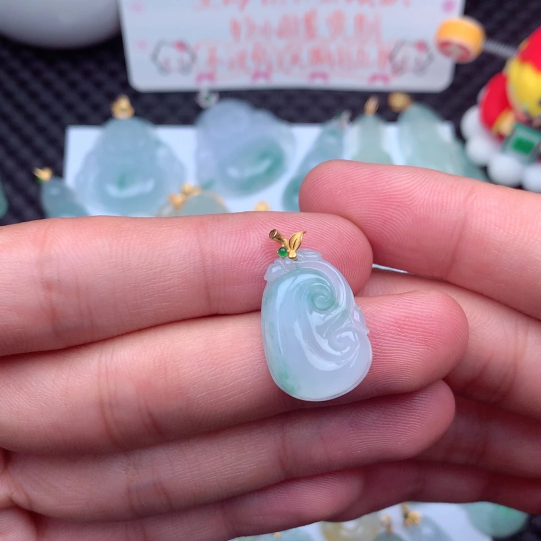 翡翠18K金镶嵌吊坠(不含链)