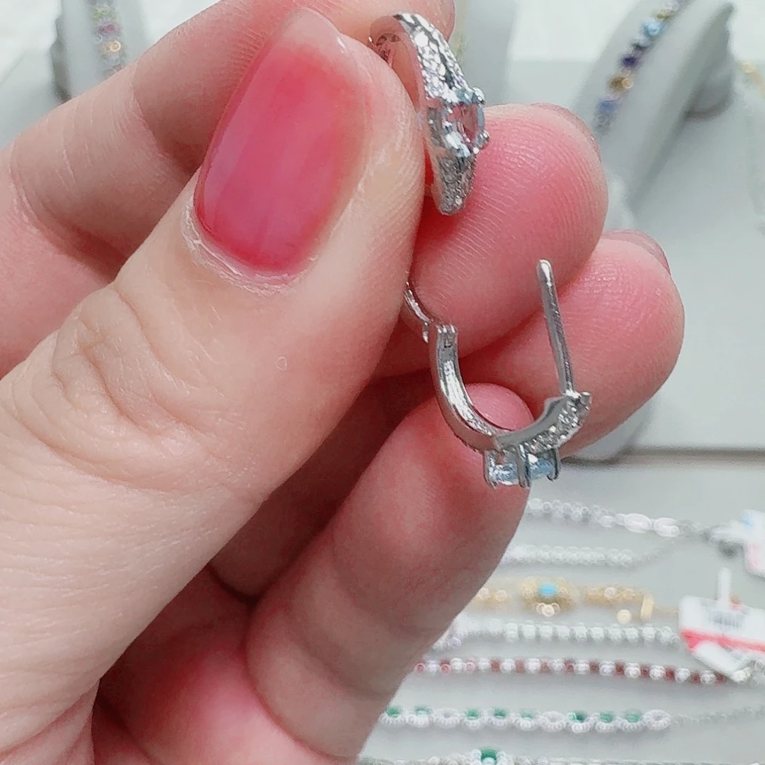 海蓝宝石吊坠(不含链)银S925镶嵌耳钉