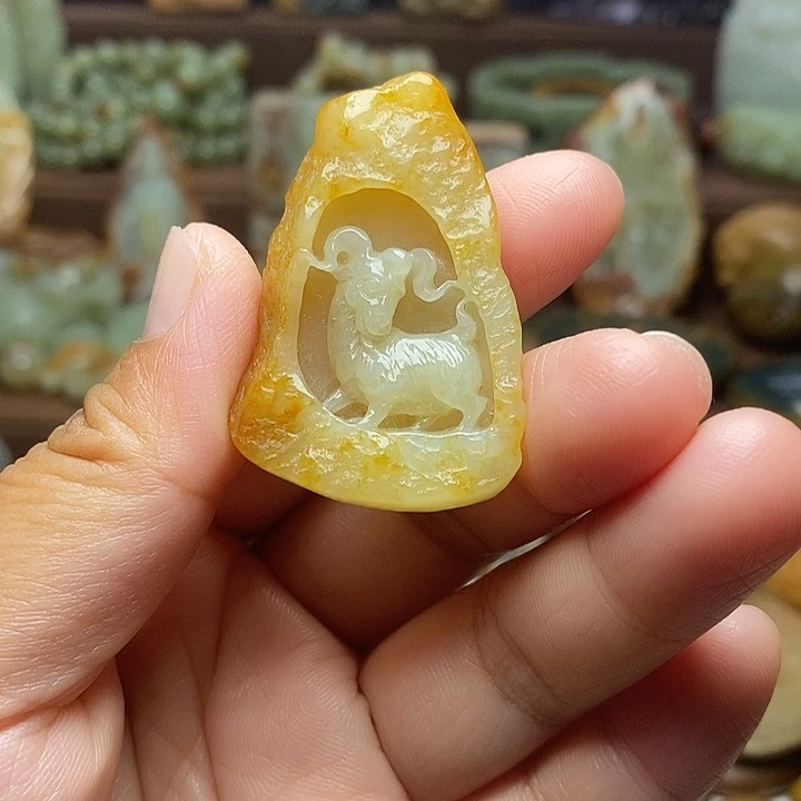 岫岩河磨玉（透闪石质玉）未镶嵌颈饰