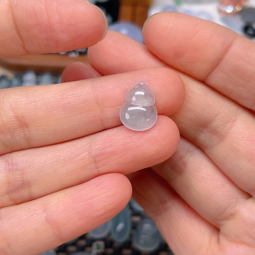 翡翠未镶嵌颈饰天然缅甸A货翡翠