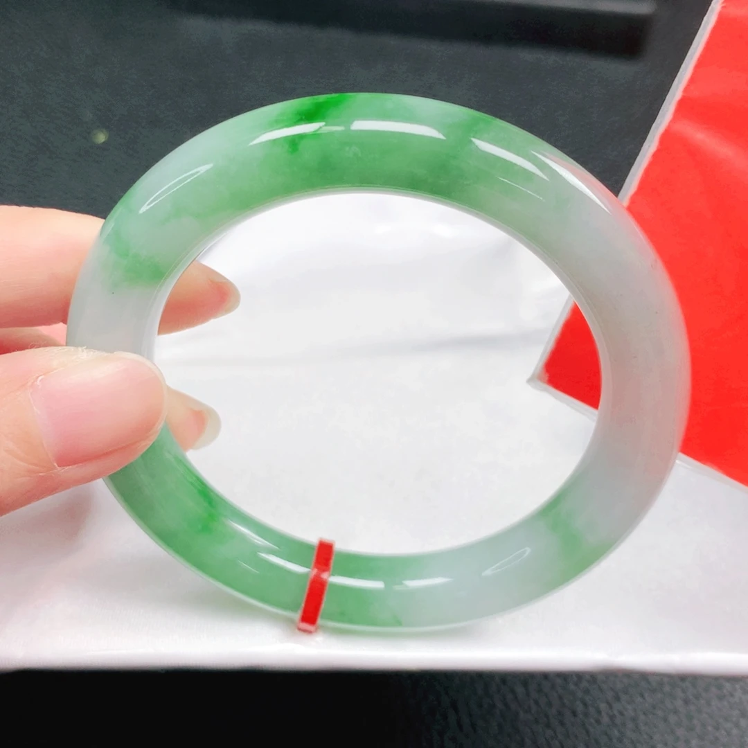 翡翠未镶嵌手镯55圈