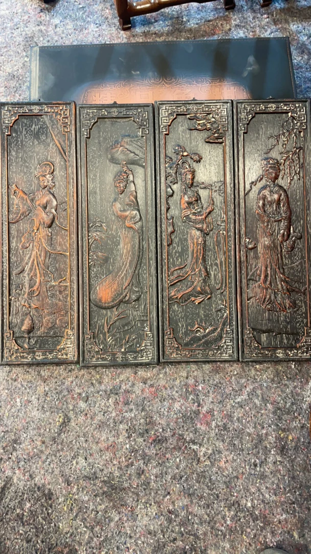 五星店铺：紫檀.四大美女.挂匾