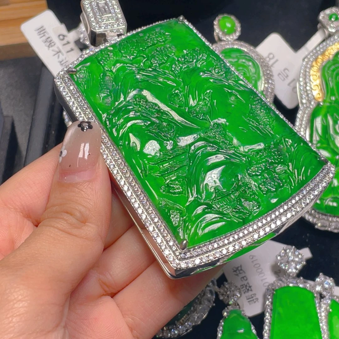 翡翠未镶嵌吊坠(不含链)