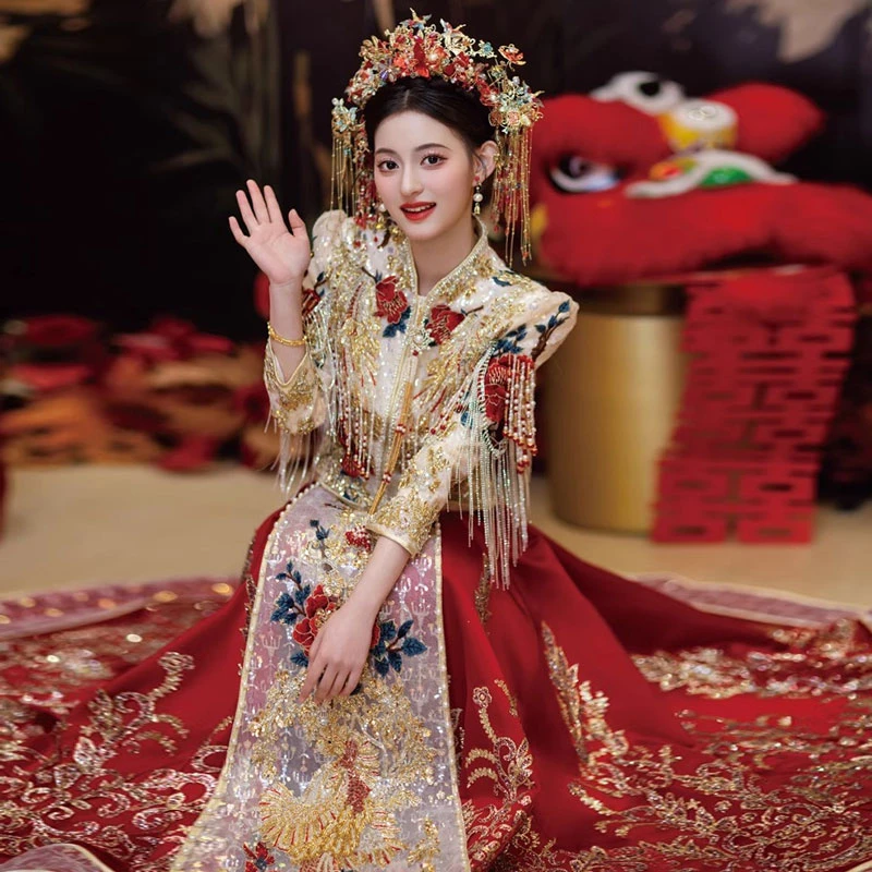 高端秀禾服2025新款撞色婚服中式礼服新娘结婚敬酒服重工显瘦嫁衣