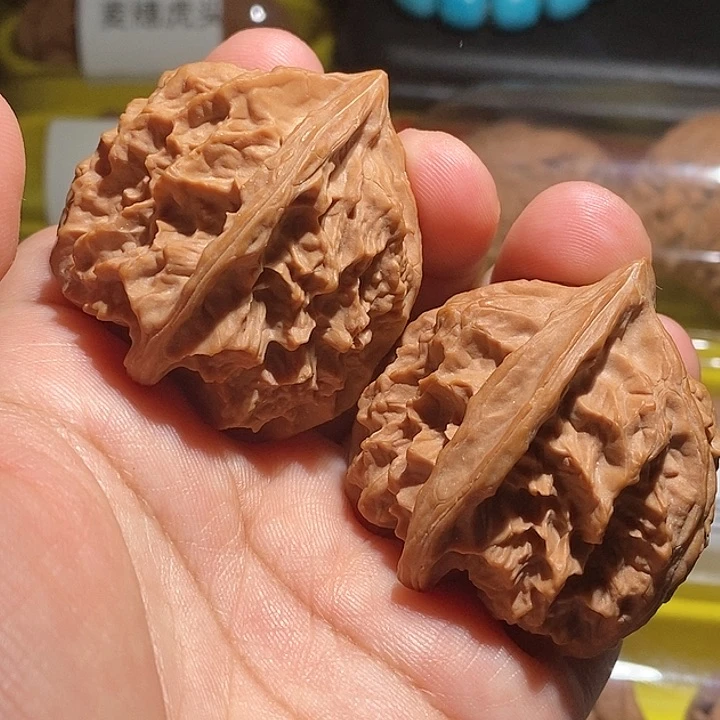【闪购商品】吊坠文玩核桃龙骨