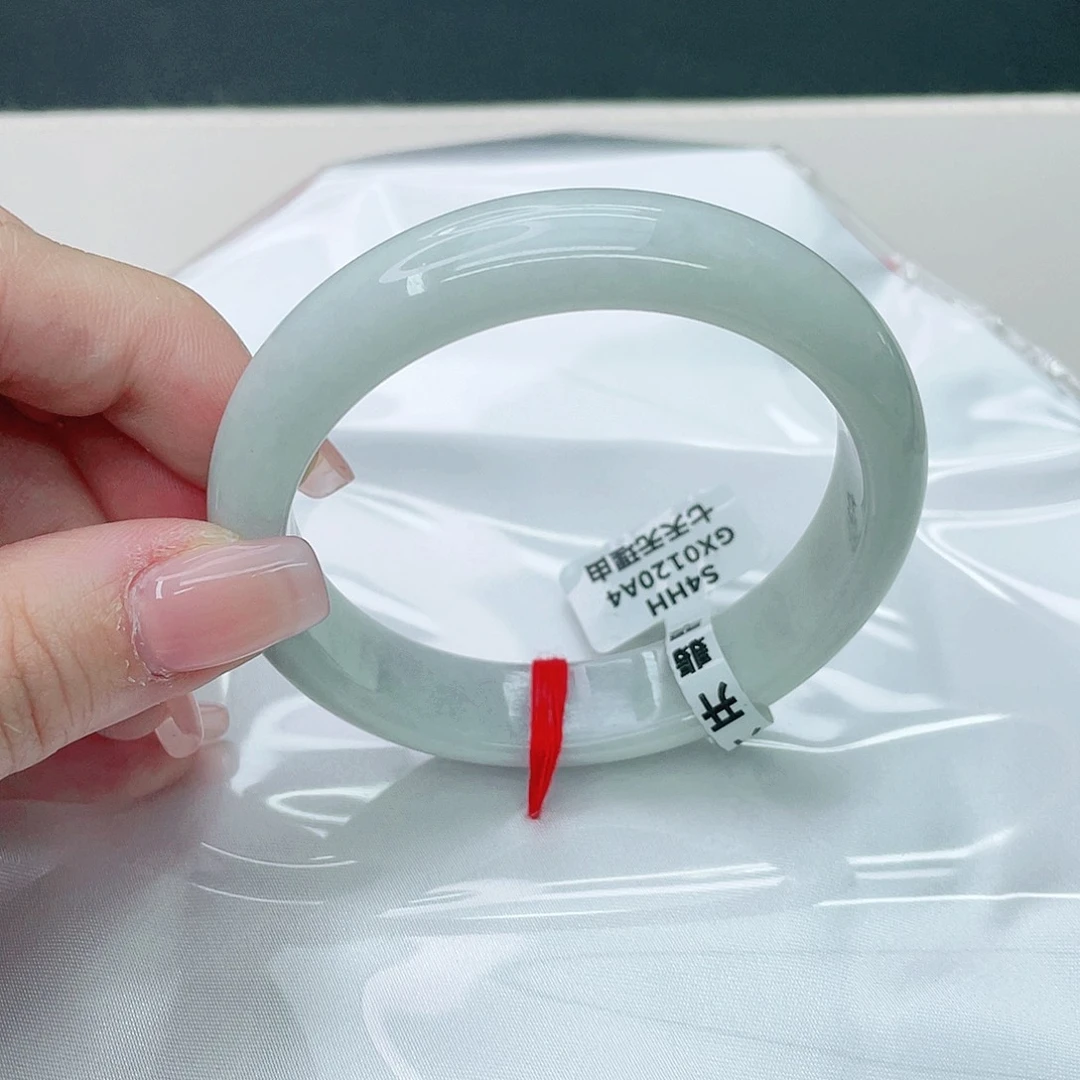 翡翠手镯未镶嵌正58