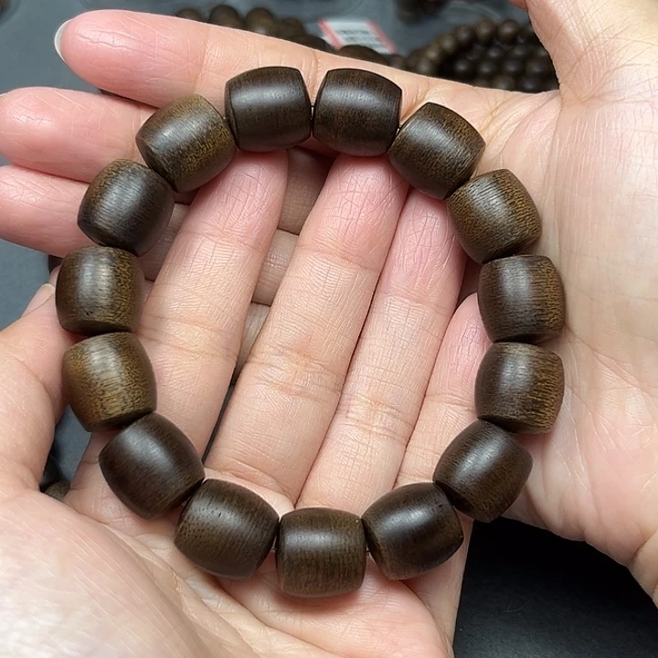 用***3沉香碎屑沉香白棋玉化1.4