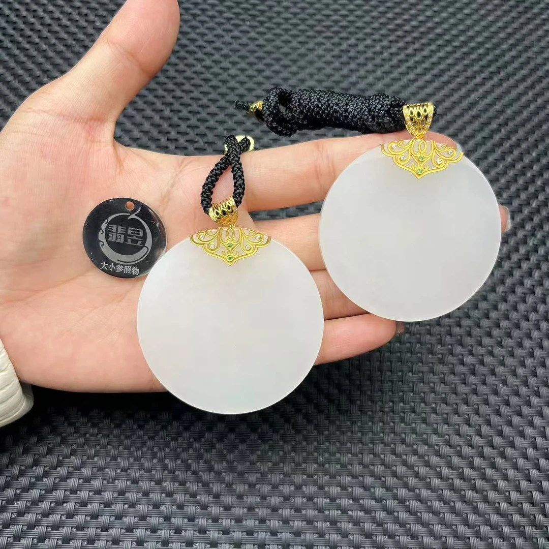 翡昱-N3-14702-和田玉吊坠18K金扣/约54*54*6/-多样性发其一-D