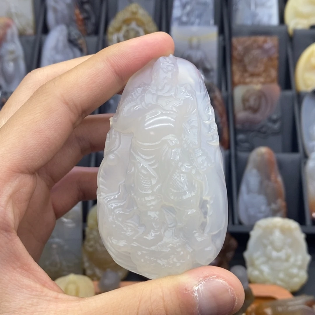 玛瑙/玉髓吊坠(赠链)未镶嵌?****吊坠