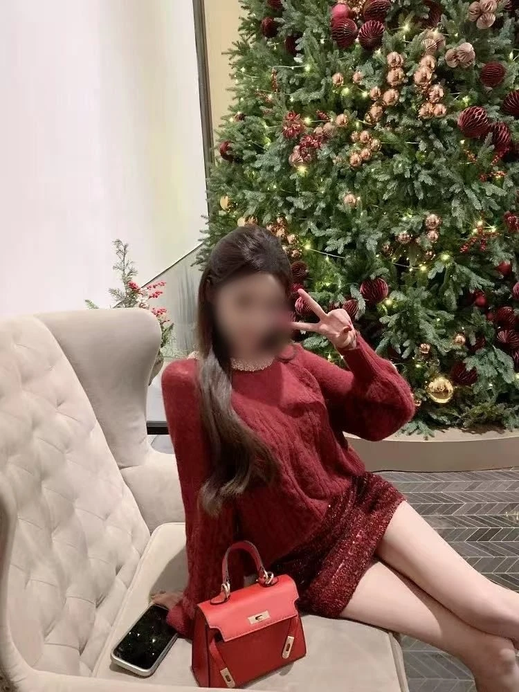 【香港中奢COCO】气质圆领慵懒风内搭休闲套头长袖红色上衣TT228