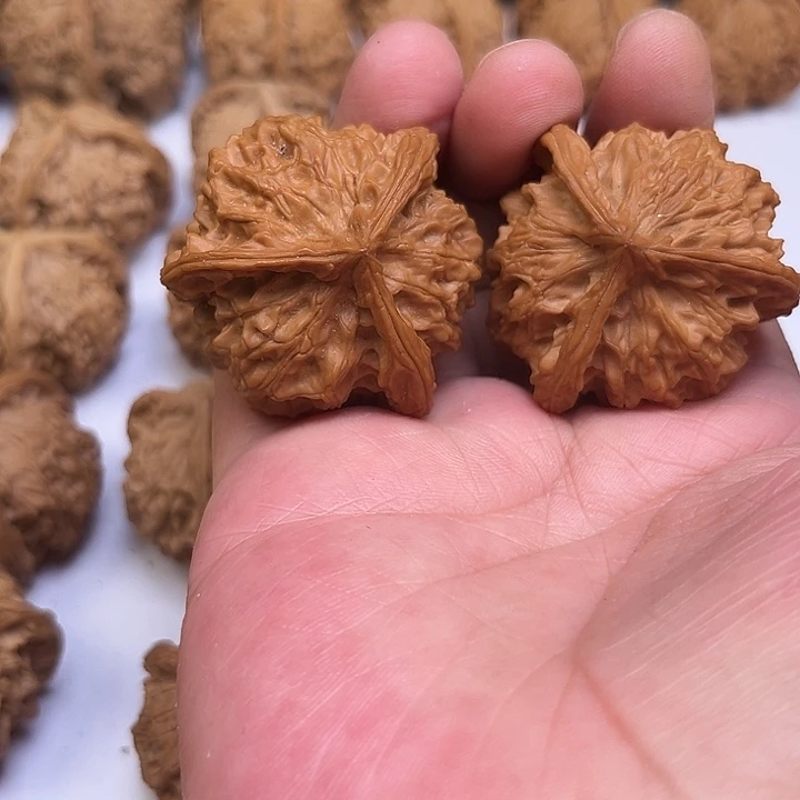 文玩核桃吊坠M****g我想要