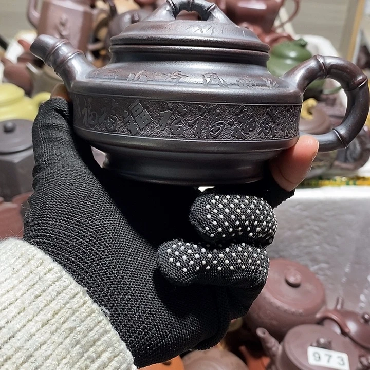 紫砂茶壶微瑕微笑