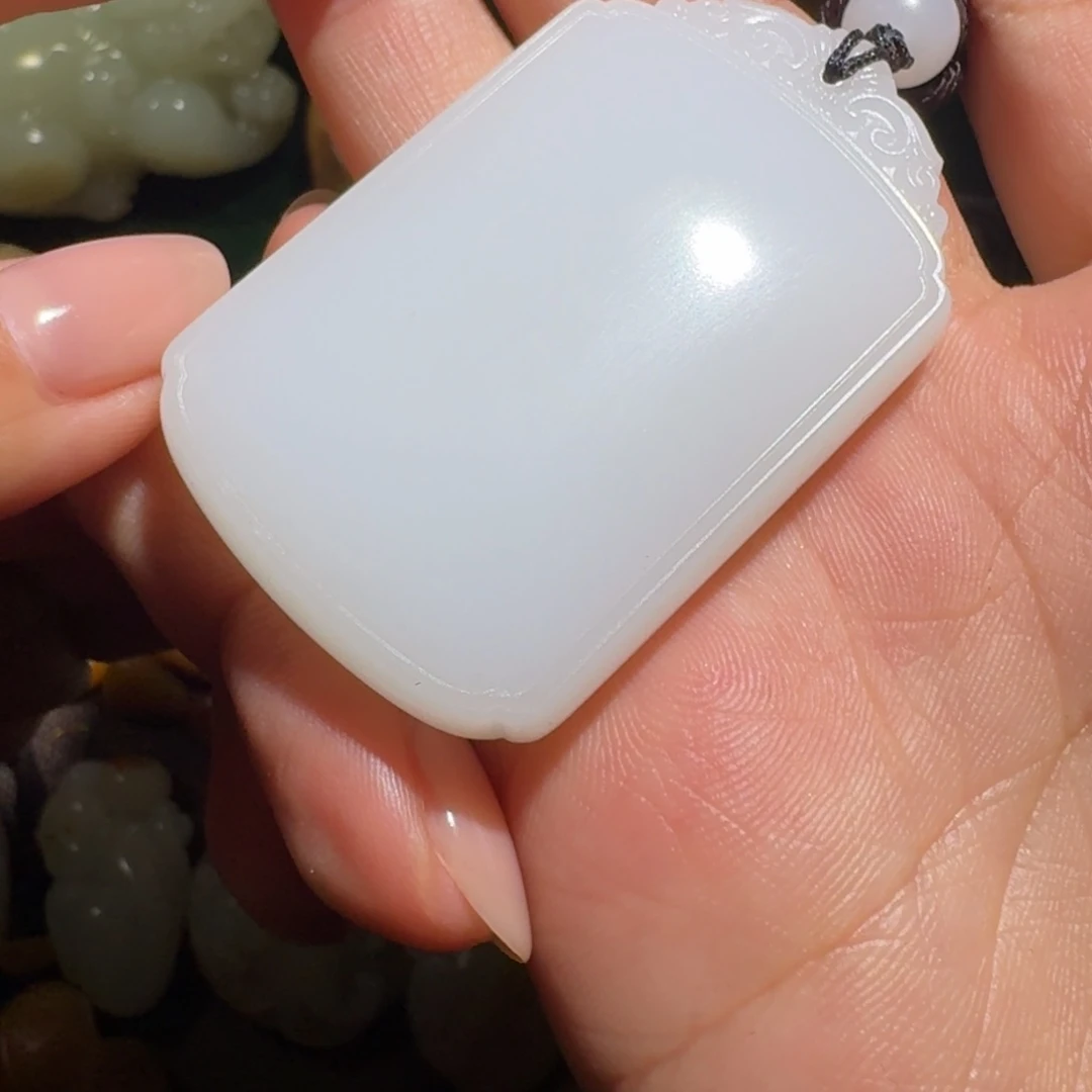 和田玉挂件未镶嵌凡*梦