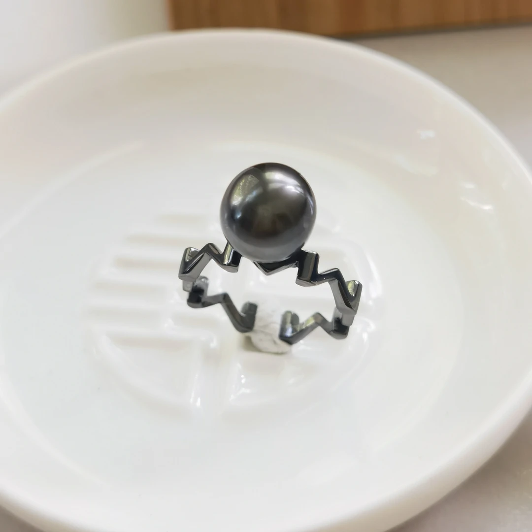 天然海水珍珠戒指大溪地黑珍珠S925银镶正圆镜面光泽微微瑕单个价
