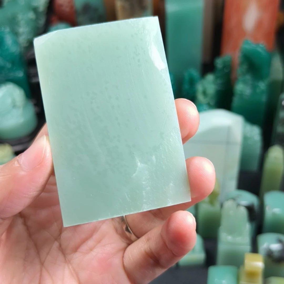 寿山石印石梅子青牌子1