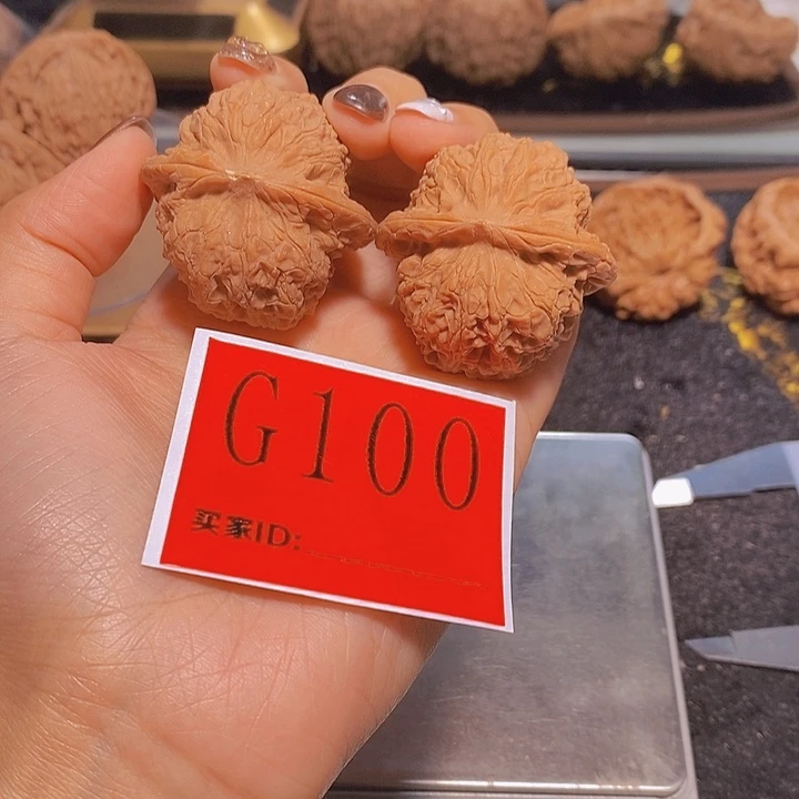 吊坠文玩核桃血麒麟41