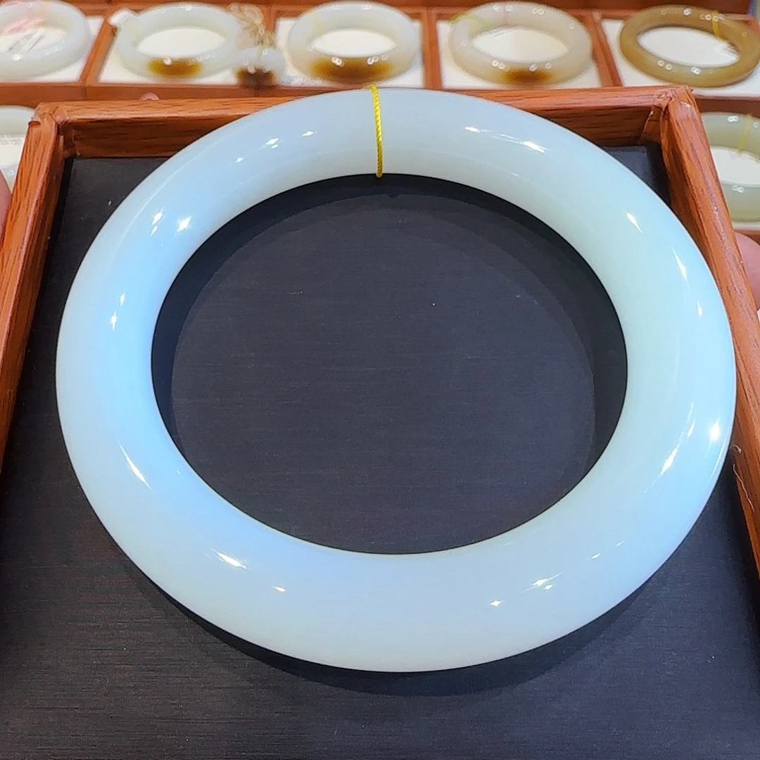 和田玉手镯未镶嵌新疆胖圆羊脂白玉58+ 59 60