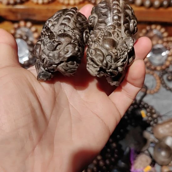 梁***_小叶桢楠金丝楠木貔貅