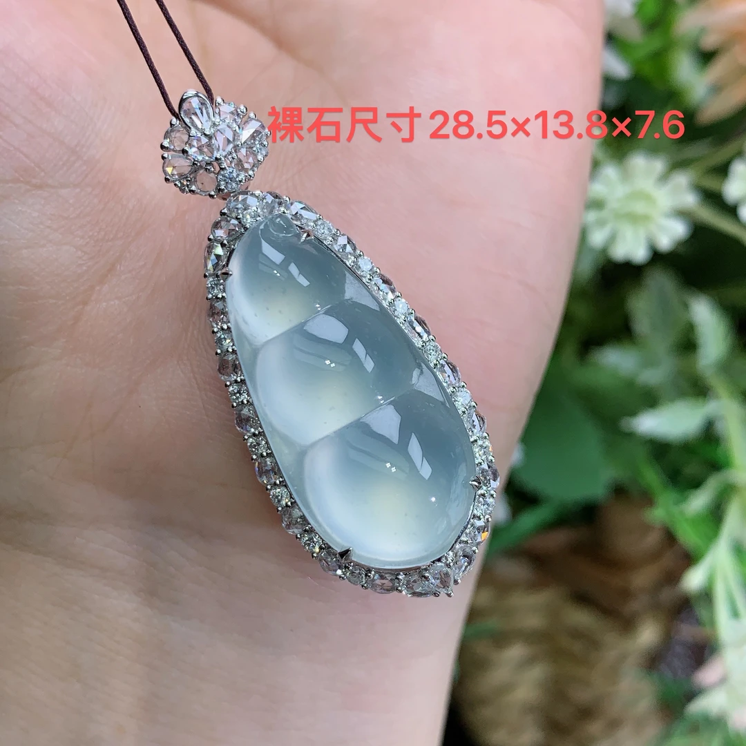 缅甸天然翡翠18k玻璃种起钢白月光福去吊坠黄尺寸43.7×17.7×13.7