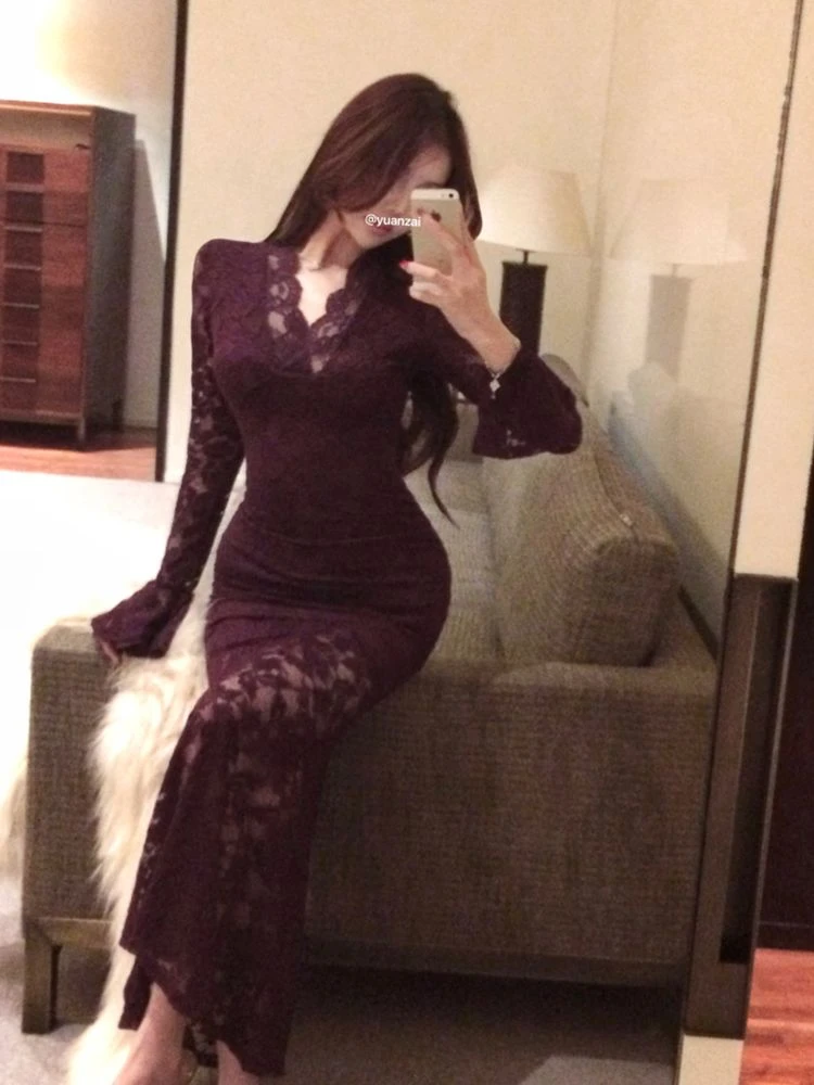 辣妹纯欲性感紫色蕾丝包臀裙女设计感绝美温柔风长袖收腰连衣裙子