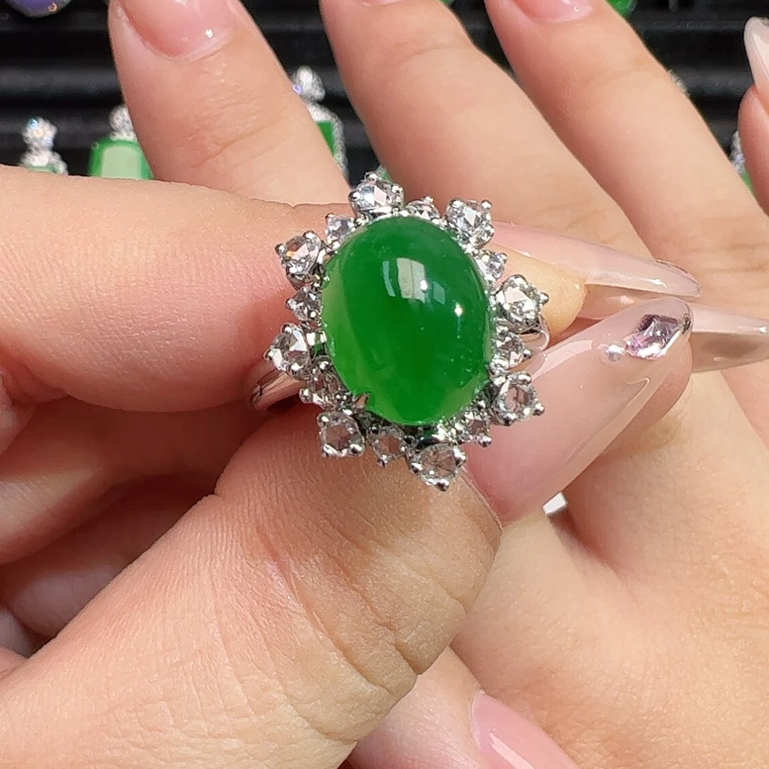 翡翠戒指18K金镶嵌