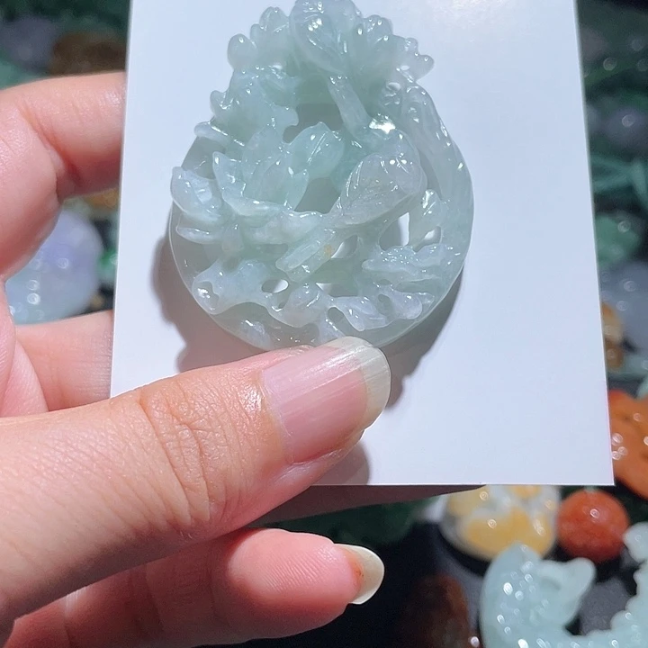 颈饰未镶嵌翡翠天