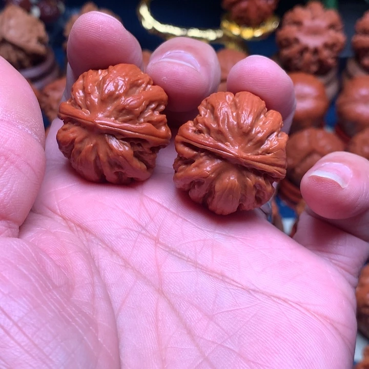 把件桃核野生小手捻金瓜