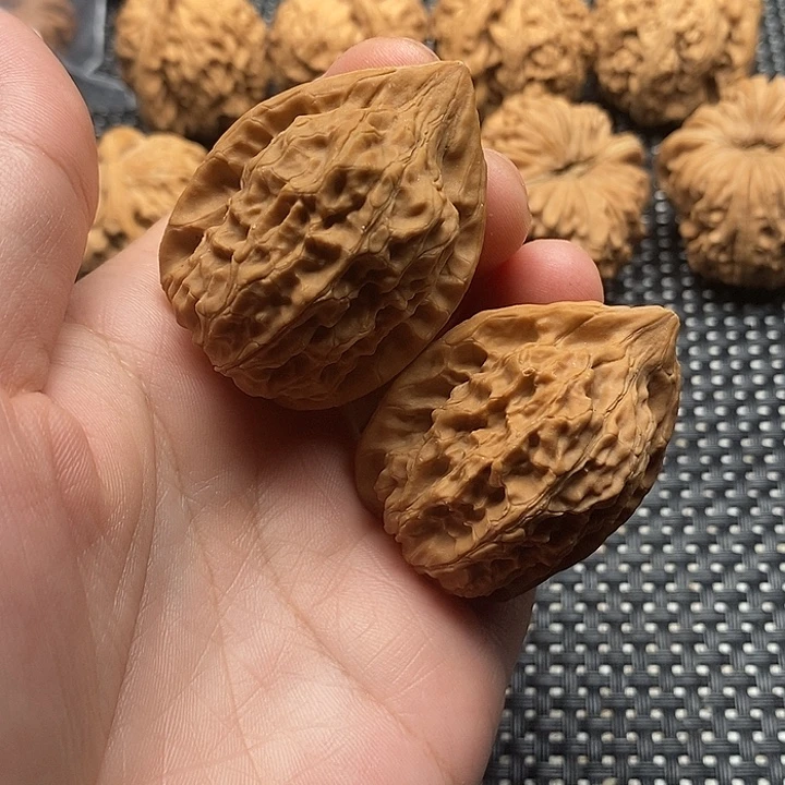 寒***影吊坠文玩核桃核桃