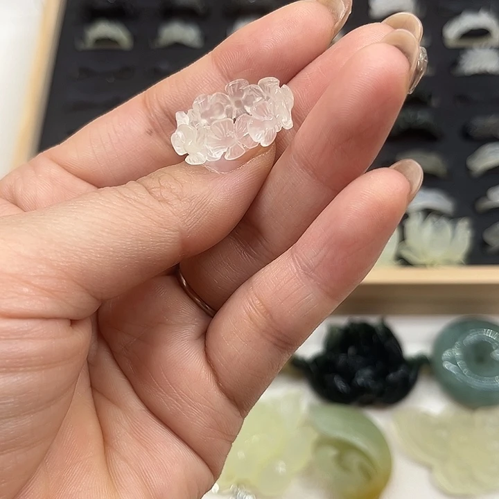 蘑***人蛇纹石玉合金戒指