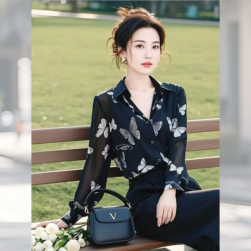 开春小众穿搭法式独特高级感气质黑色蝴蝶图案衬衫上衣2025新款女