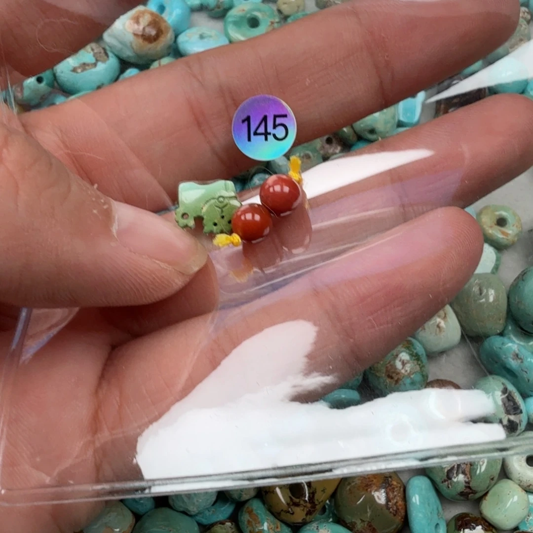 南红玛瑙未镶嵌珠宝奇石